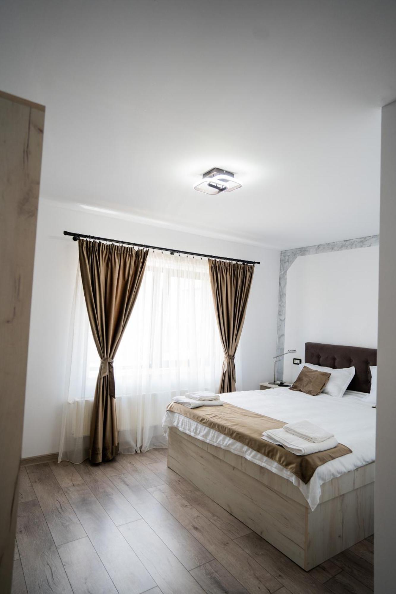 Casuta Din Drumul Muntelui Dragus Buitenkant foto